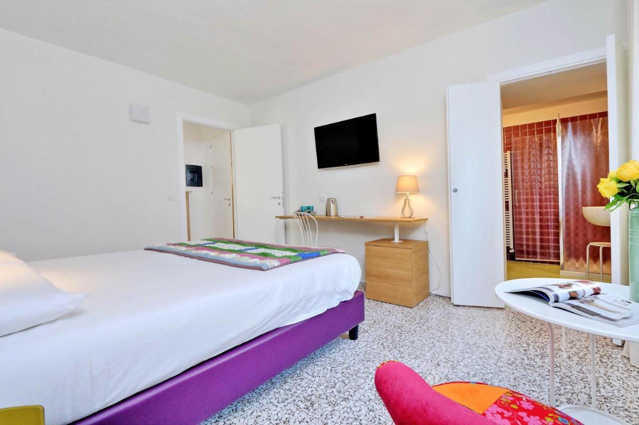 Guest House Viaroma San Severino Marche Exterior photo